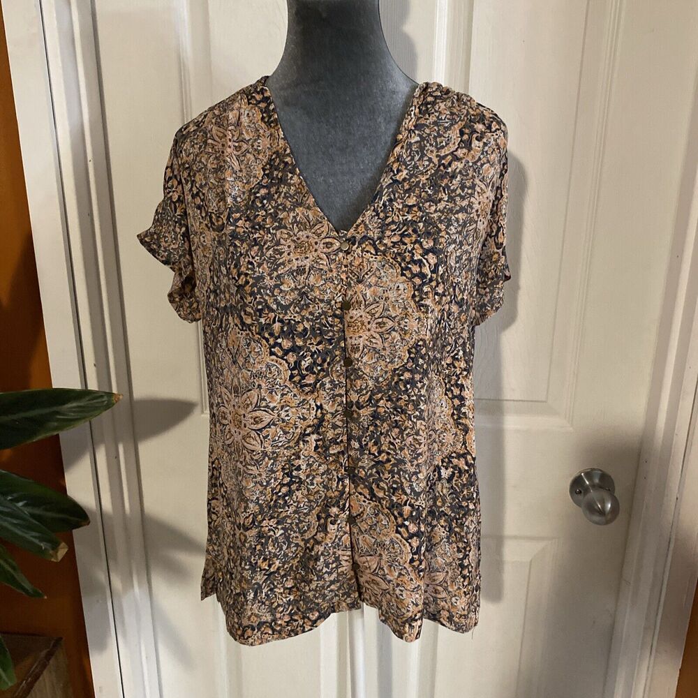 Maurices Blouse Women’s Size S Small Floral Button Up Cap Sleeve V Neck